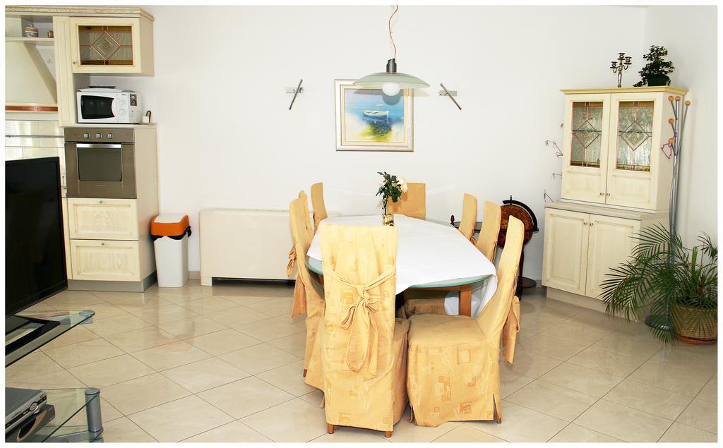 Apartments Ruza Primošten Habitación foto